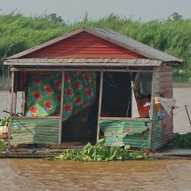 Another floating house