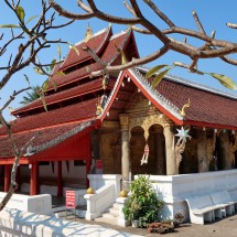 Wat Mai Suwannaphumaham