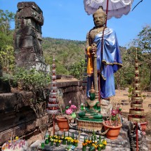 Divinity on the stairs to the upper ruins