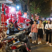 Christmas Market in Hanoi