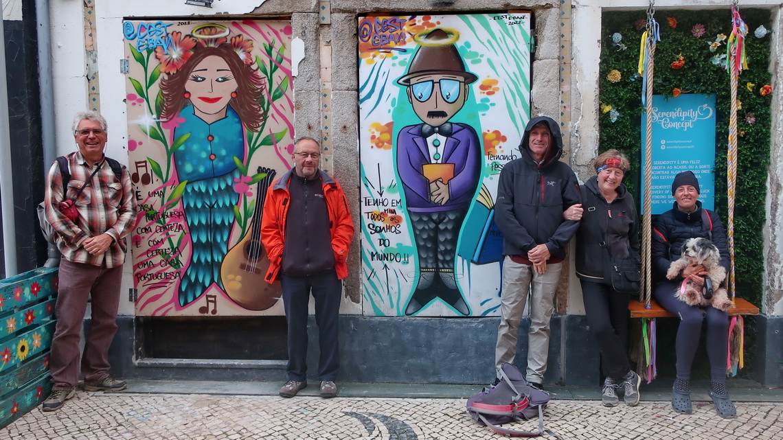 Alfred, Tommy, Rudi, Marion and Hanna with her little dog Lili in Aveiro