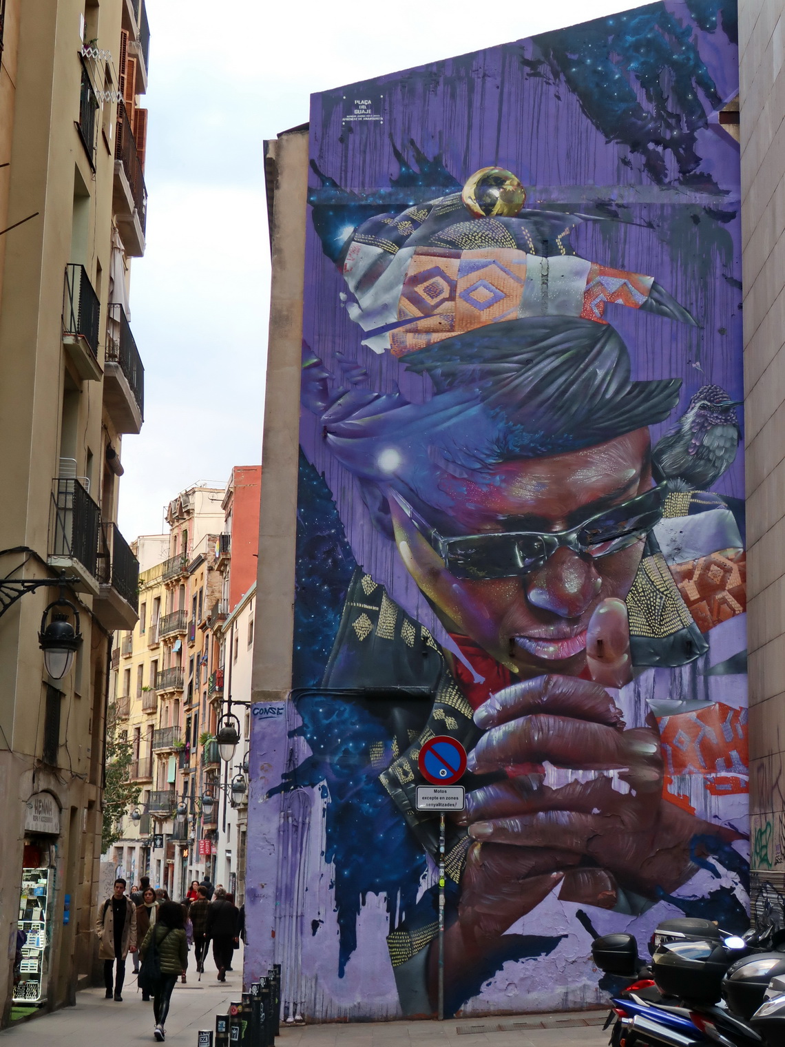 Mural in the old town of Barcelona