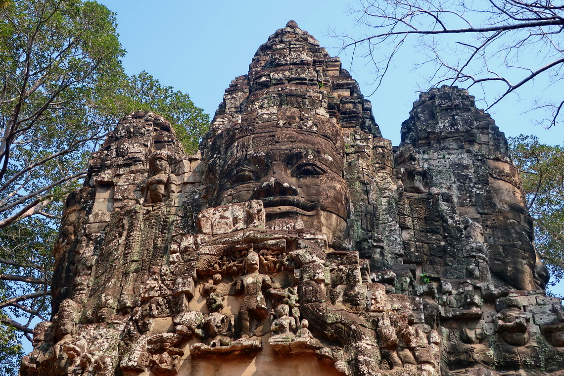 Huge heads on Victory Gate of Angkor Thom