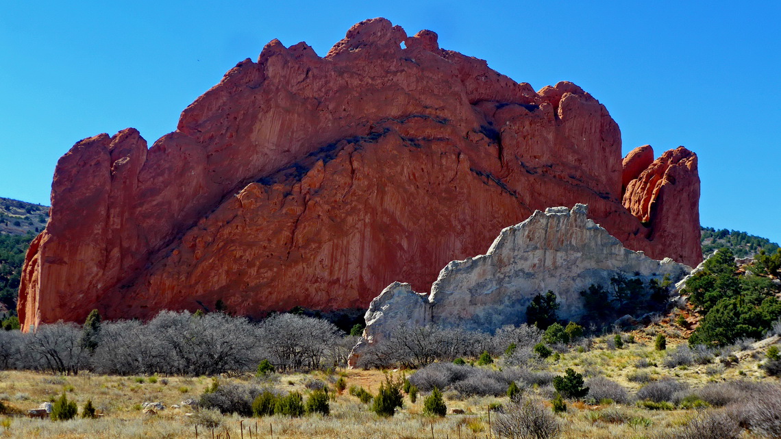 Red and white rocks in the Garden of the Gods