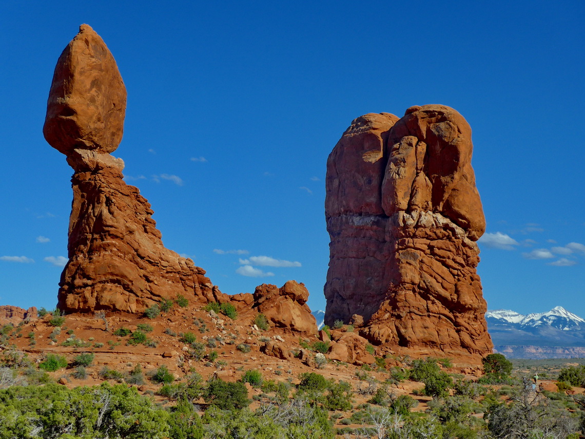 39 meters high Balanced Rock with 17 meters high boulder