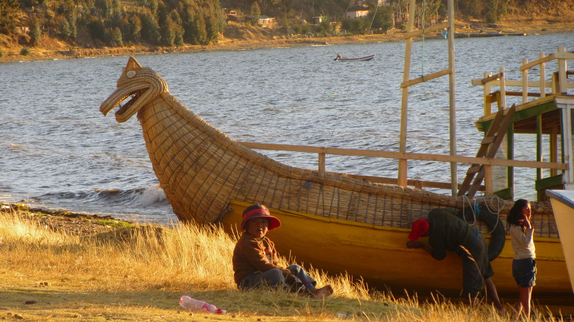Traditional boat of Lago Titicaca made with reeds