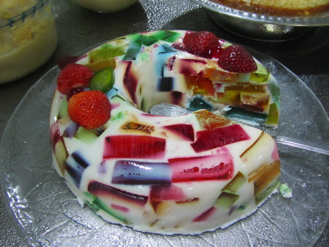 Dainty desert on a gas station between Cidade de Goias and Pirenopolis