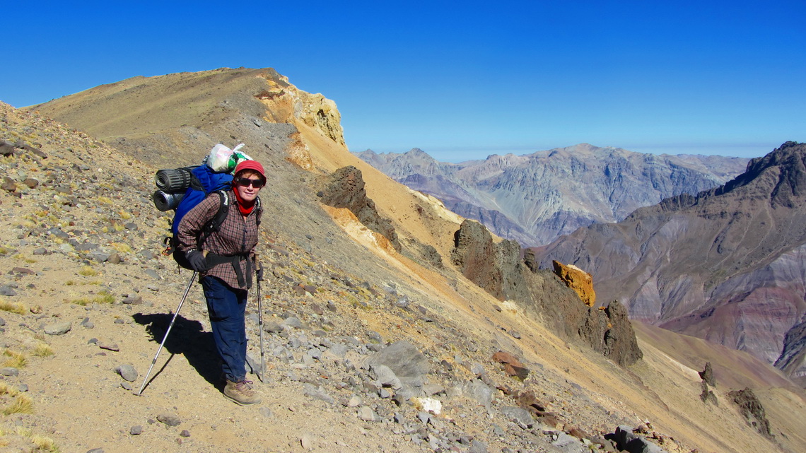 Marion in the col with the steep scree slope