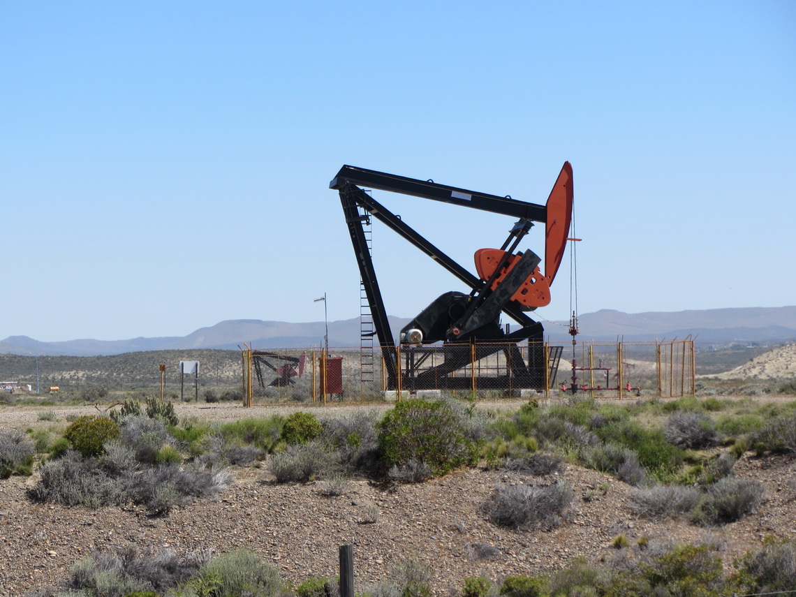Extraction of oil in the region of Comodoro Rivadavia