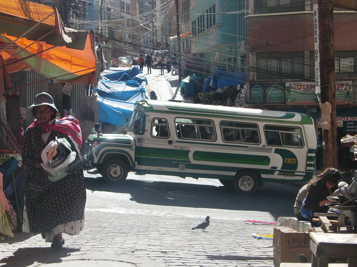 Very steep street for this oldtimer bus