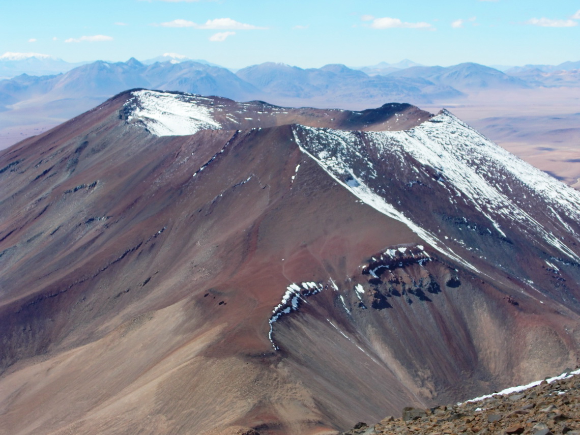 Licancabur's neighbor Volcano Juriques with its enormous crater