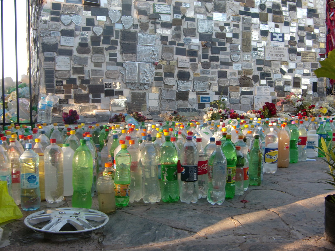 Water bottles and medals for Difunta