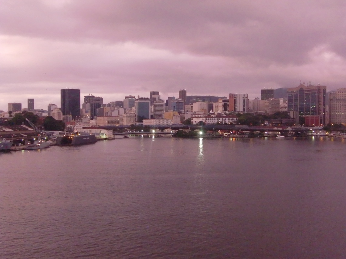 Arrival in Rio de Janeiro at sunrise of December 30th 2010