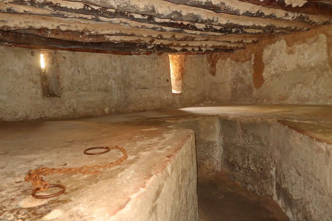 "Storage" room for slaves