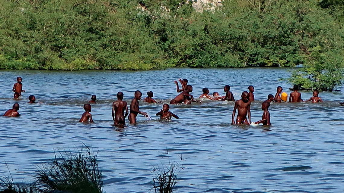 Kids on the Monarch Beach of Nansio, one of our favorite places of Tanzania