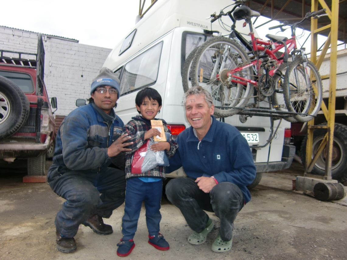 Eduardo and his little son